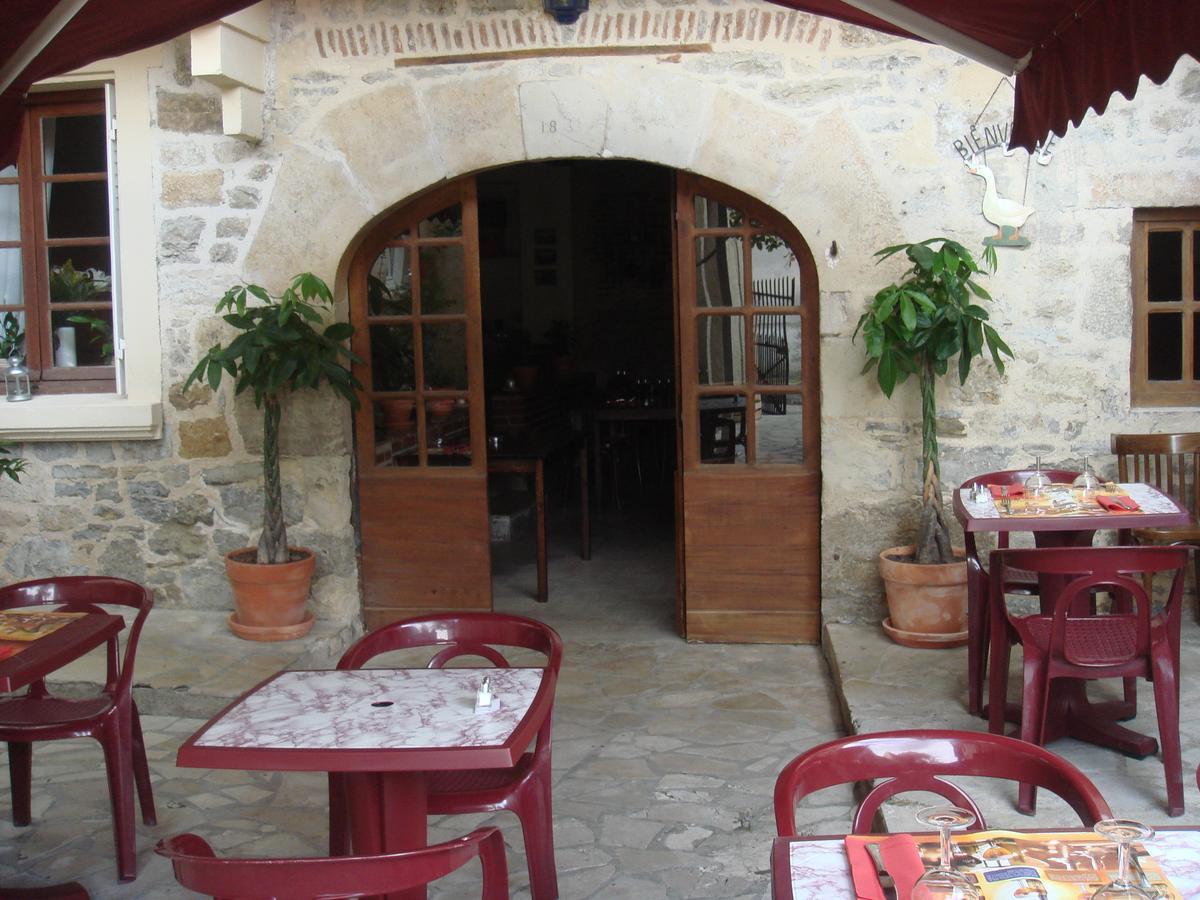 Hotel Des Arts Puybrun Extérieur photo